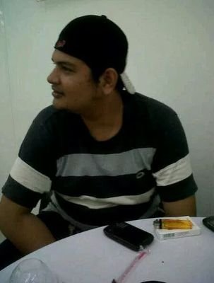 iqbal01286's profile picture. simple man