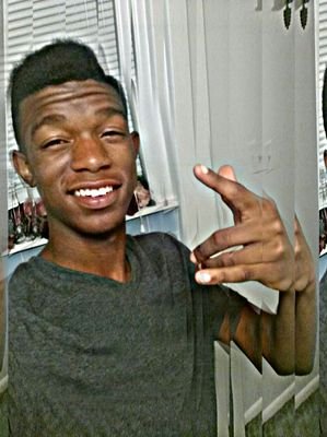 Official Page,  @_xJayKelly Follow me & I simply Follow Your Ass Back .