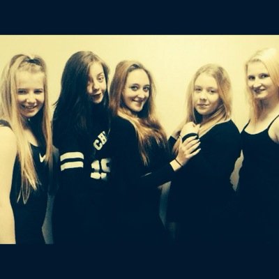 Remenission is a girlband and it includeds 5 fantastic singers named Katrina,Jade,Naomi,Bobbie and Pheobe. This is not official page just fan i follow back ! xx