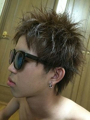 元川小　　　　奈良中３　　　　　元テニス、卓球部　　　ゲーム好き　　声フェチ