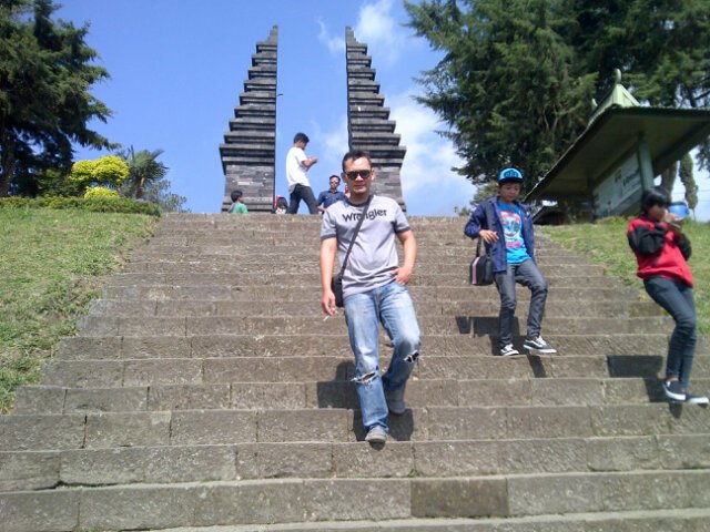 IfandyAhmad's profile picture. Me and alway's me ♥@thyazdy