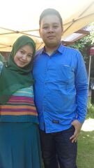 titapermatasari's profile picture. Allah,family,@masbom,friends