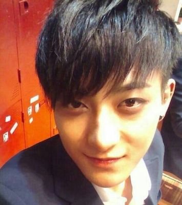 TV5XQ TV2XQ →キスよりユノペン                                     EXO→TAO  でもクリベク                                           Shinee→key      オンテムは妖精