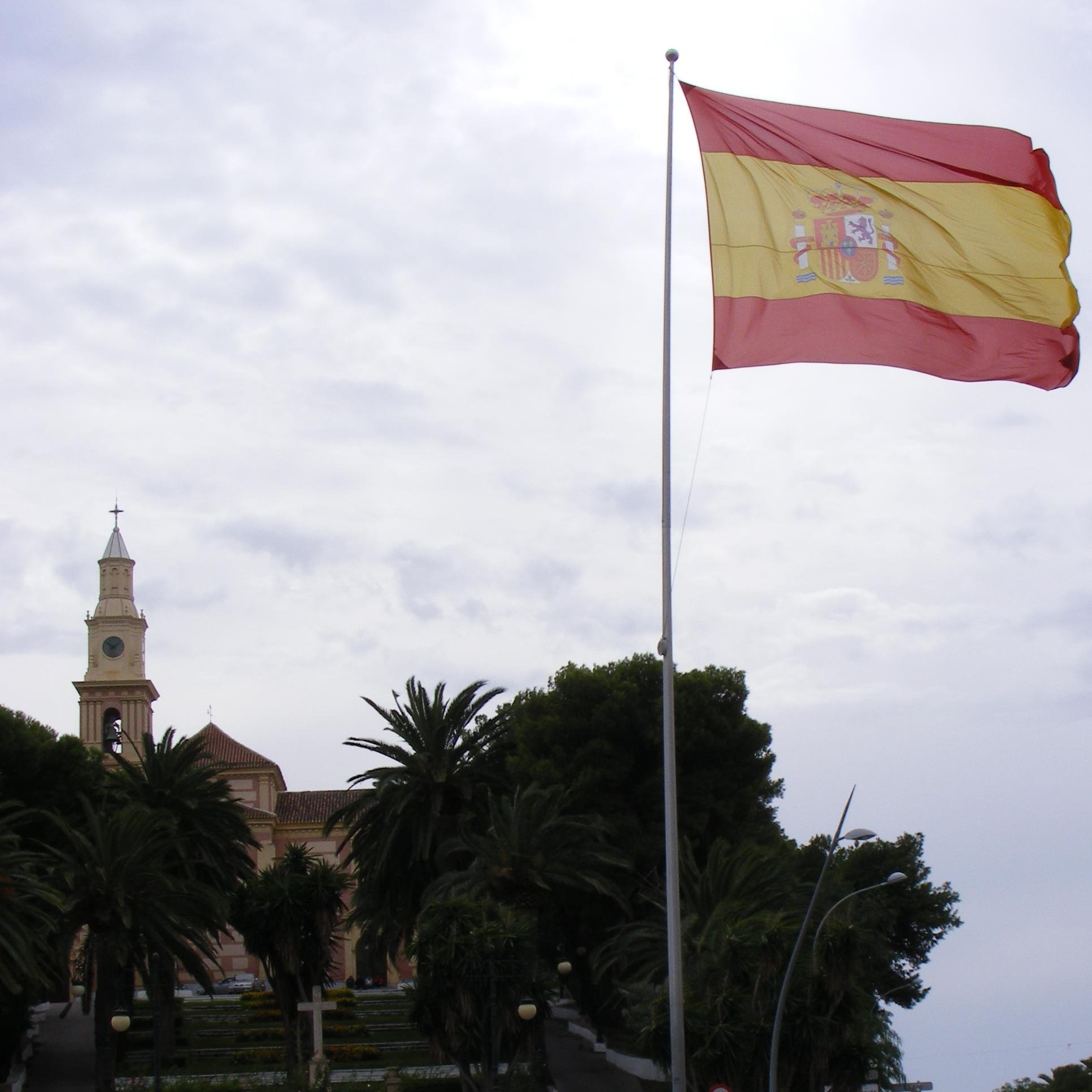Los que vivís lejos, queremos que sepáis cómo va el pueblo y para los que vivimos aquí, queremos saber qué hacéis por esos mundos de Dios #Motril