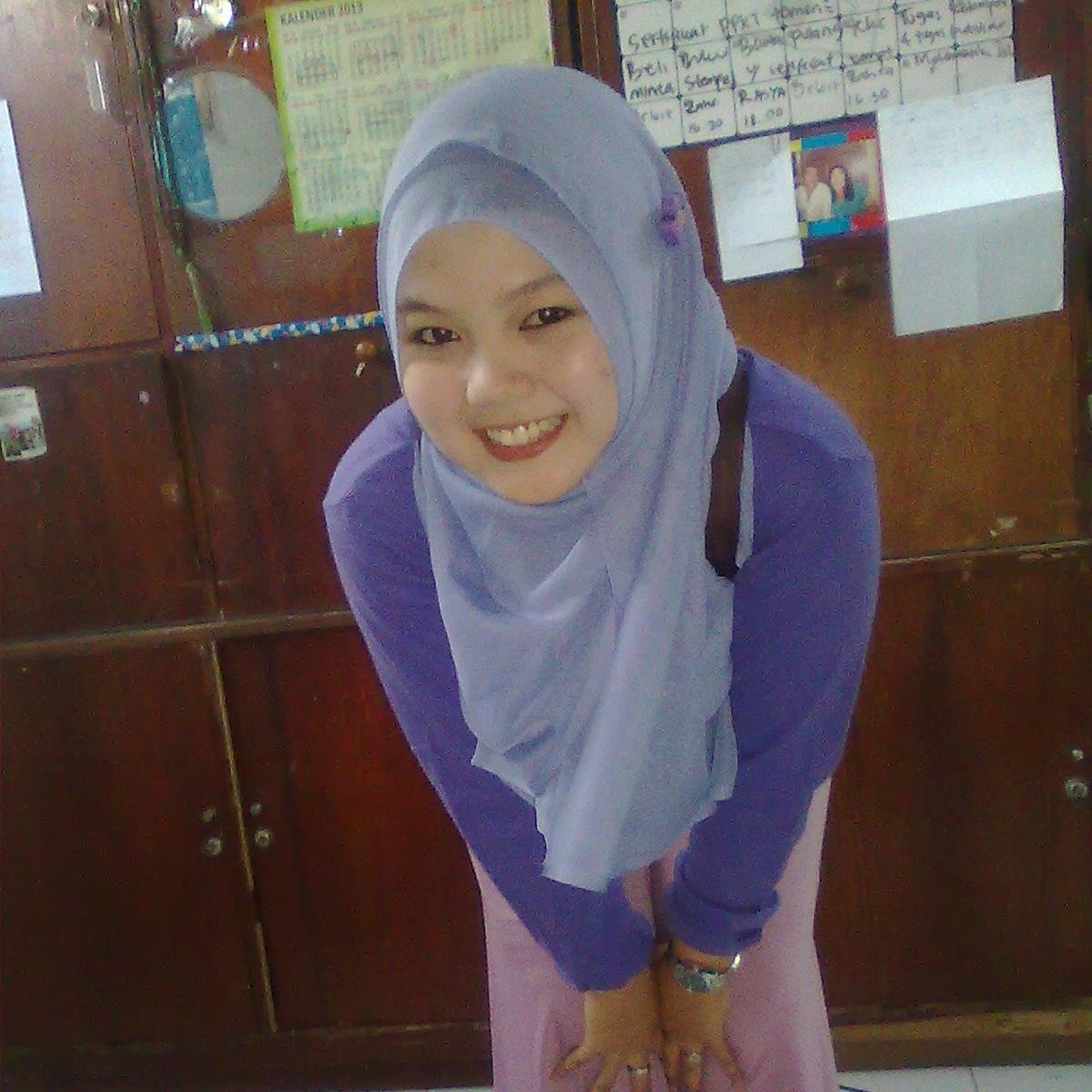 Universitas islam negri jakarta 
( UIN syarief hidayatullah )