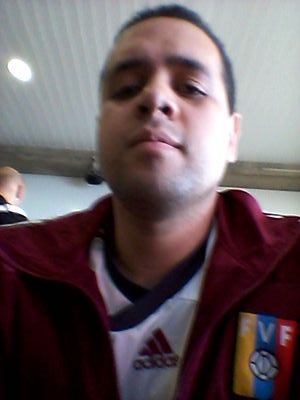 moymals's profile picture. @KIND_HQ Team Member 💙💥🚀 perteneciente a la comunidad Axie. Y Marketer de Seminarios online.