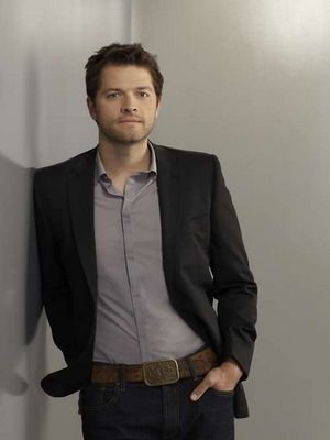 I'm Castiel I'm the one who showed the pizza man to @Megstiel__ and fell in love with her when I meet her  (SPN SV #found my lovely demon)