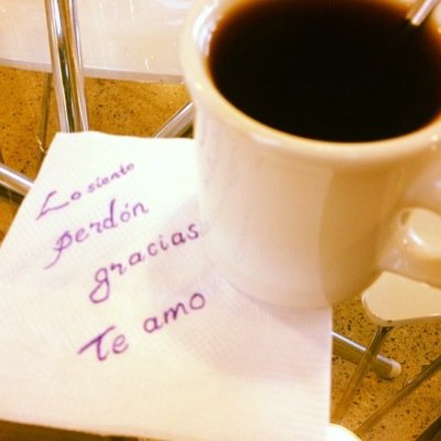 Periodista & coach, el Ho'oponopono cambio mi vida, ahora quiero que cambie la tuya. Libera tu mente, deja que el milagro se produzca dentro de ti. Te amo...