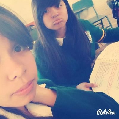 no dejes que el mundo cambie tu sonrrisa has que tu sonrrisa cambie el mundo...3