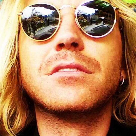 CarlSebastian_'s profile picture. 