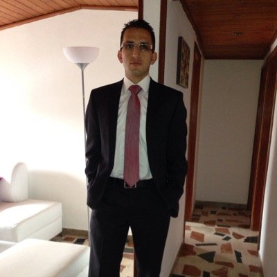 ABOGADO PENALISTA, DEFENSOR PÚBLICO.