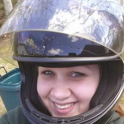 robinwhoohoo's profile picture. 609