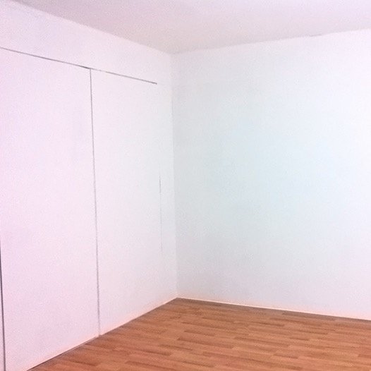 StudioBox is an 18 x 12 Foot multi purpose studio space available for hire located at Customisedcanvas.
Suitable for photography sessions, rehearsal space etc