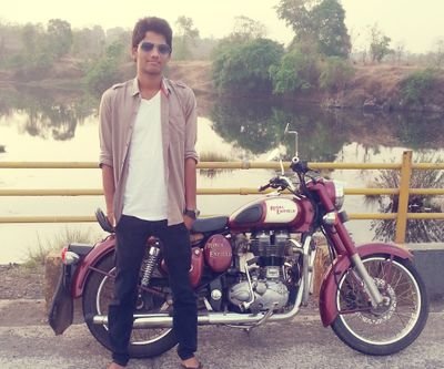 Shetty36Sujit's profile picture. 