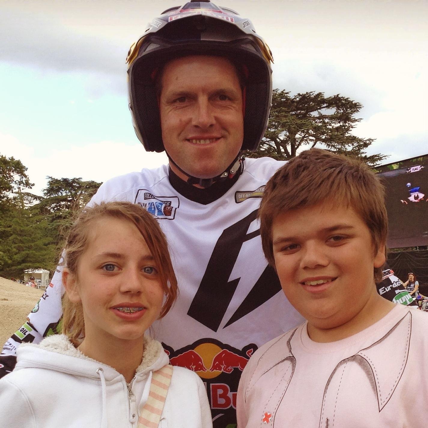 juliehogan73's profile picture. 