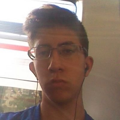 simpático ala vez tímido y me encantan el baloncesto