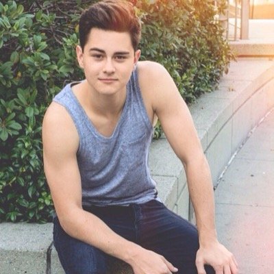 rememberwhenrii's profile picture. 