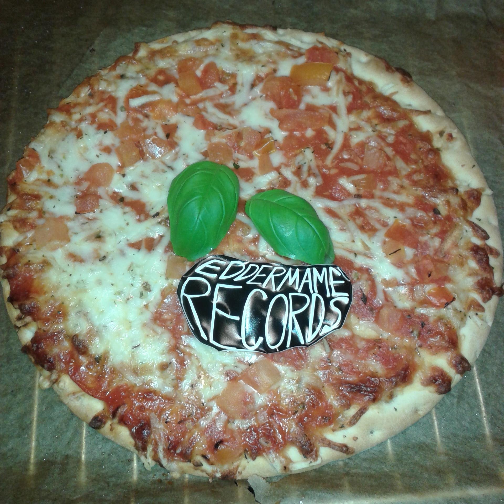 EddermameRecord's profile picture. Fandenivoldsk pladeselskab med store drømme og dovne vaner. Køb en vinyl: http://t.co/524rT3kZeU Lyt på Spotify: http://t.co/VQKmEgsCcc