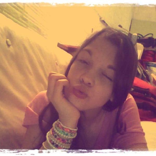 mis♥♥ amigas son lo mas las amodoro hablo de agus valen nadia eve ♥♥♥♥
