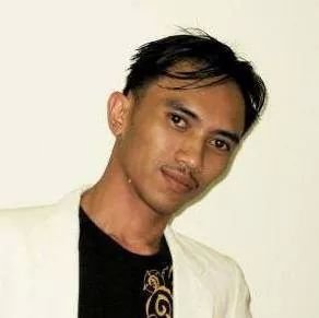 sinabinaamy's profile picture. 