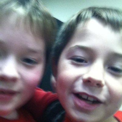 Wazzup my name is master j my rank is to high for yo im tg/to good for you me and tom Finnigan are besties stole my sisters ipod lol take that XD
