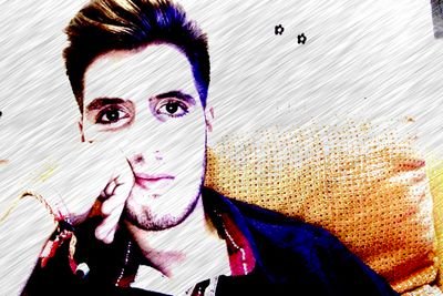 Yo tambien prefiero estar loco y ser feliz , que ser normal y estar amargado.Vale la pena luchar por lo que vale la pena tener.