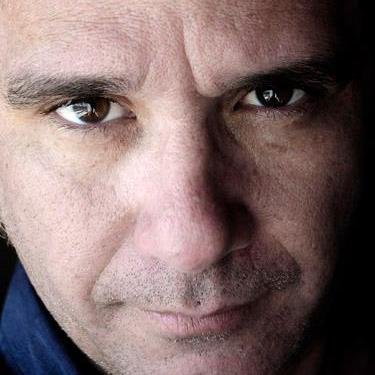 Licenciado en Comunicación por @FcomUH. Fotorreportero de @50Trabajadores (2000-2019). Realizador audiovisual en @Cubadebatecu / Excursionista y ciclista