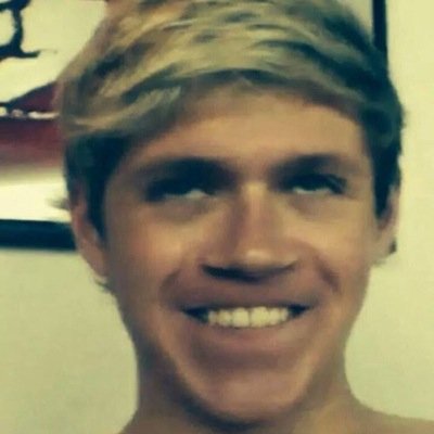 Music begins where lenguage ends. One direction/5Sos/LanaDelRey/Echosmith/Ed Sheeran/WeTheKings/Christina Perri/The Vamps. Italy-i love pizza