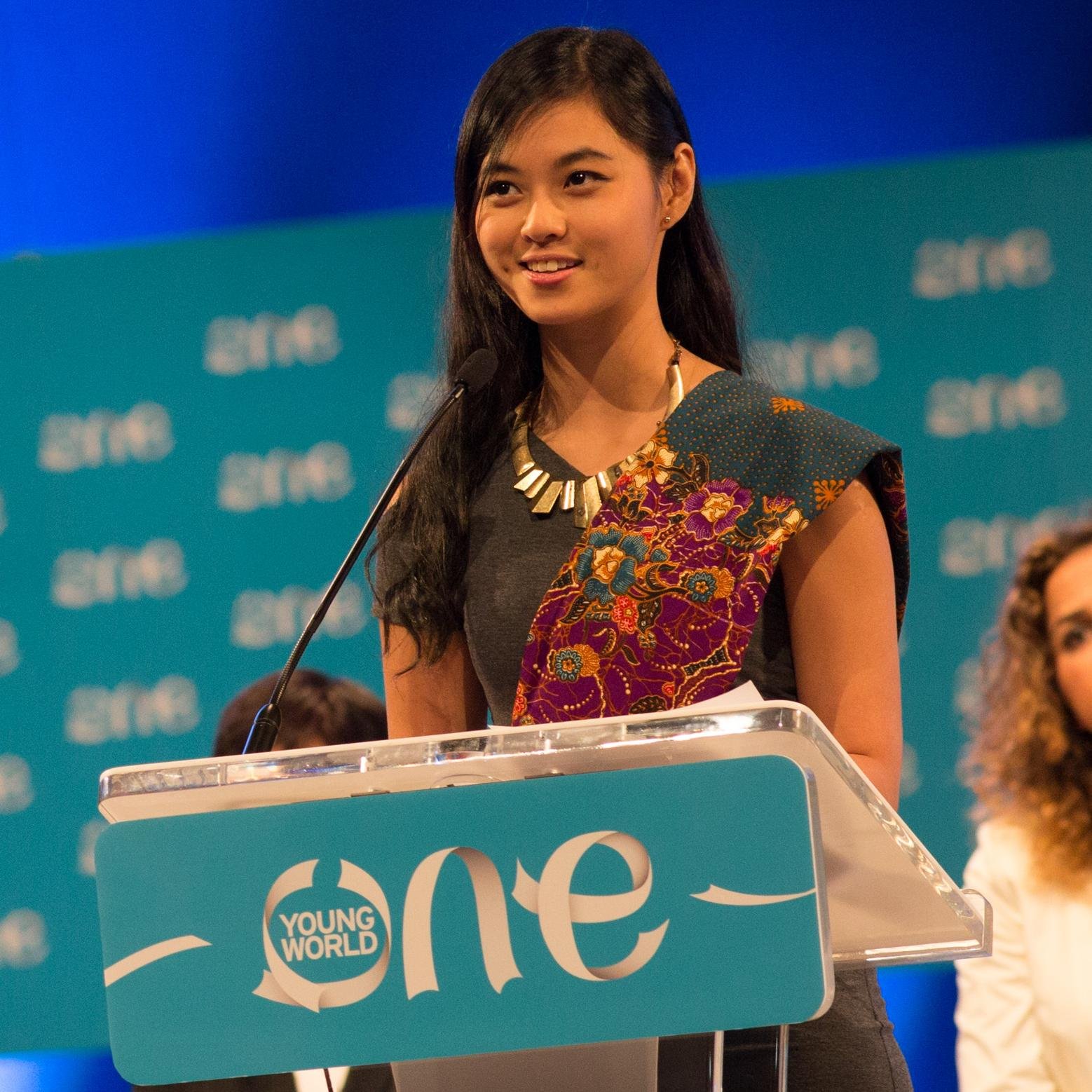 VivianCPC's profile picture. http://t.co/zcrhfIUsZc