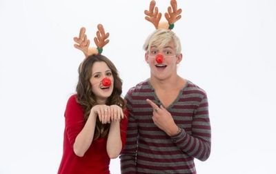 Here comes forever.. I love Ross Lynch and Laura Marano