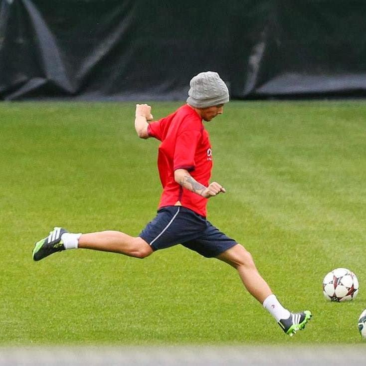 33_astudillo's profile picture. El fútbol es mi pasión....no hay mejor forma de desestrezarse q ver mas haya de lo imaginas...