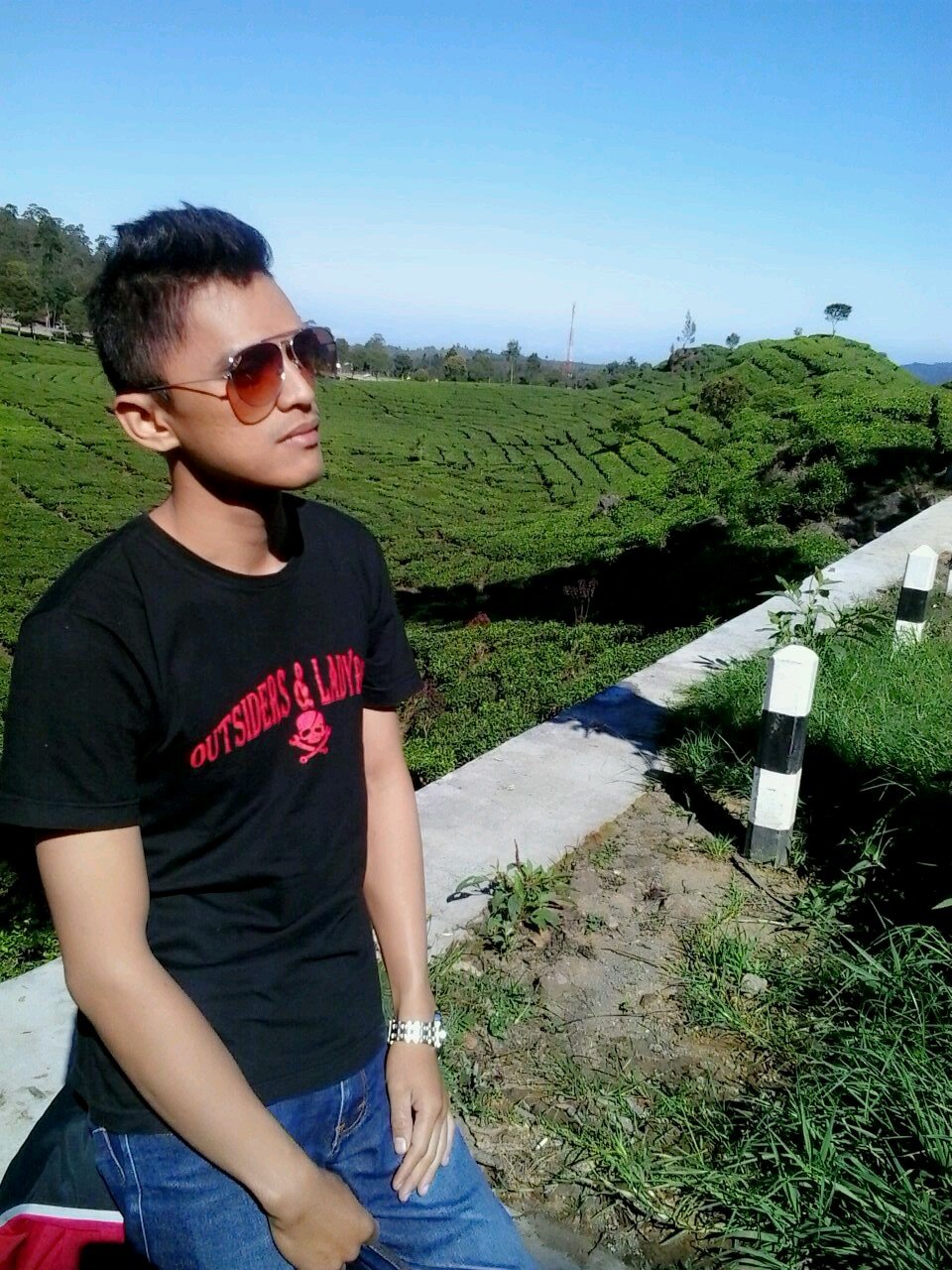 BARON_KOOL's profile picture. setiap manusia pasti pernah melkukan kesalah... tergantung dari kita,untuk melkukan nya kembali atau tidak.