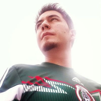 Lo que era no es lo que soy...Y lo que soy no es aún lo que puedo ser...★ Soñador, amante de la vida y viajero en los minutos efimeros...