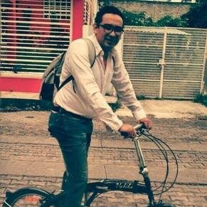 Bicicletero, Experto en Hamburguesas y Amante de los Postres