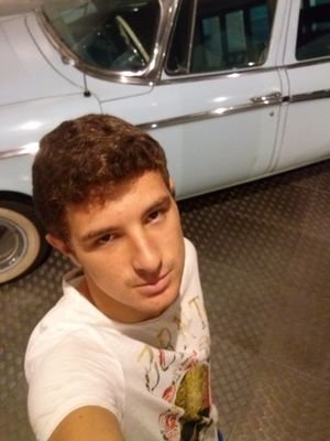 Futbolista.Amor por el futbol.Real Madrid .No dejas que nadie te diga que no puedes hacer algo!!!!!:)