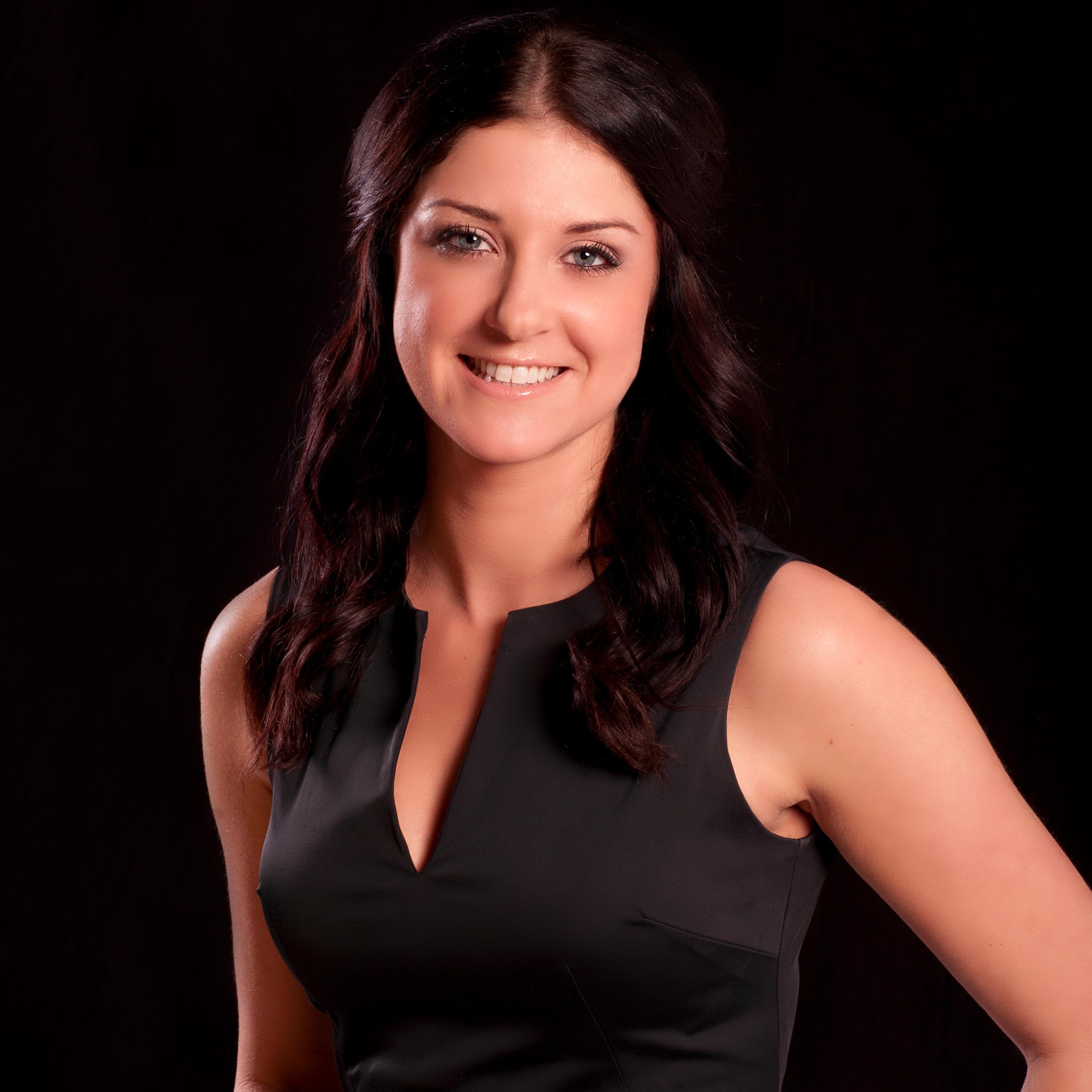 laurel_lox's profile picture. My moto: Work Hard, Love Strong & Laugh Loud. Mortgage Broker in Victoria BC...helping people save time & money is what I LOVE to do!