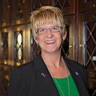 UnLori's profile picture. 