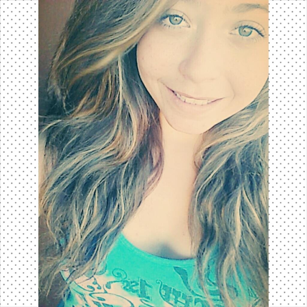 Insta: @BUENO.V  --  Snap: bueno-v          face:https://t.co/8N7hSJdTs4