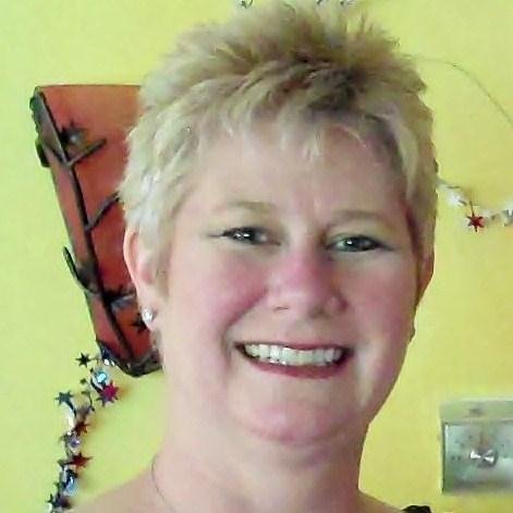 Former radio traffic reporter. Independent Avon sales rep. Just tryin' to live the good life!