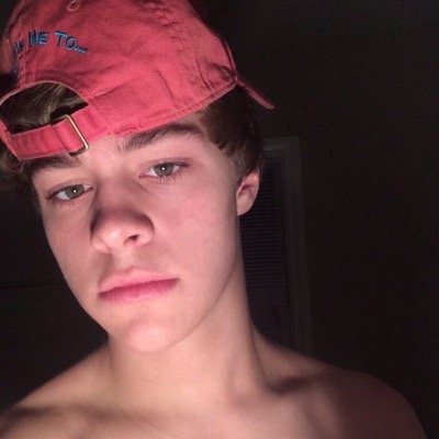 free follow from @christiansfingr