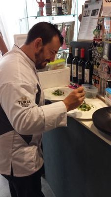 Inquietud y pasión por la cocina. Una nueva visión de gastronomía creativa. Alejandro Platero y Raquel Bernal dispuestos a innovar un nuevo sabor en cada plato.