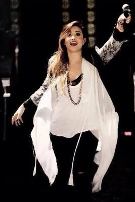 Anorexiquement_'s profile picture. Ancienne depressive, anorexique. 4 hospitalisation psychiatrique. vous pouvez vous en sortir! AnaCatDebSueIzzy