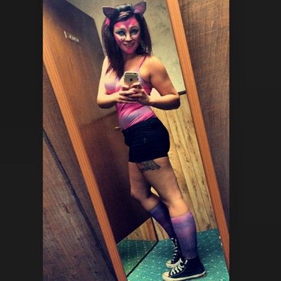 agudziinas's profile picture. let them haters keep talking while my money pile' up✨
Stylist by day, serving your favorite cocktails by night