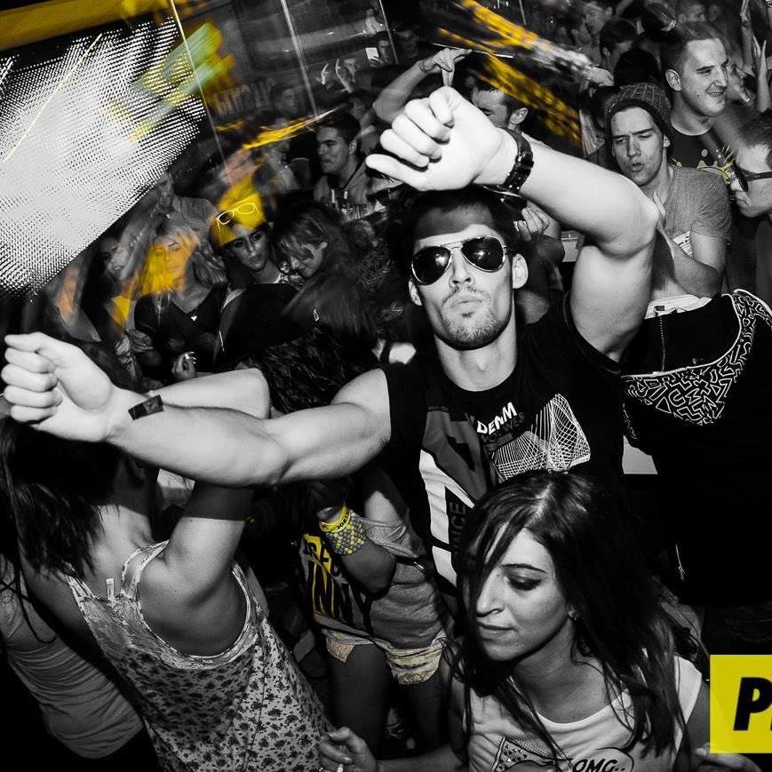 I'm EDM promoter from Belgrade, Serbia. I graduated at Faculty of Organizational Sciences. Every Thursday you can listen to my Experience podcast on Mixcloud.