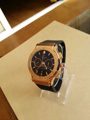 relojes nuevos, muchos modelos y de distintas gamas. Entrega en mano, de varios precios. Pregunten por MD.