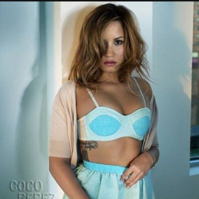 Hey I'm Bekah! I'm bi, but mostly into girls. [RP]
