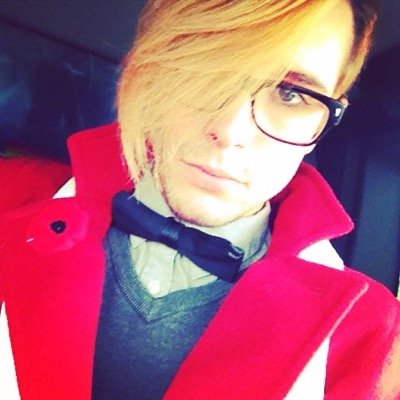 Fashion Editor/Writer of ForFashion.TV, first-year Marketing student, and all around go-getter of everything stylish and unique. Follow me and I'll follow back!