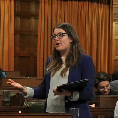 Right Honourable investigative reporter and minor Canadian celebrity. @mopeandwail