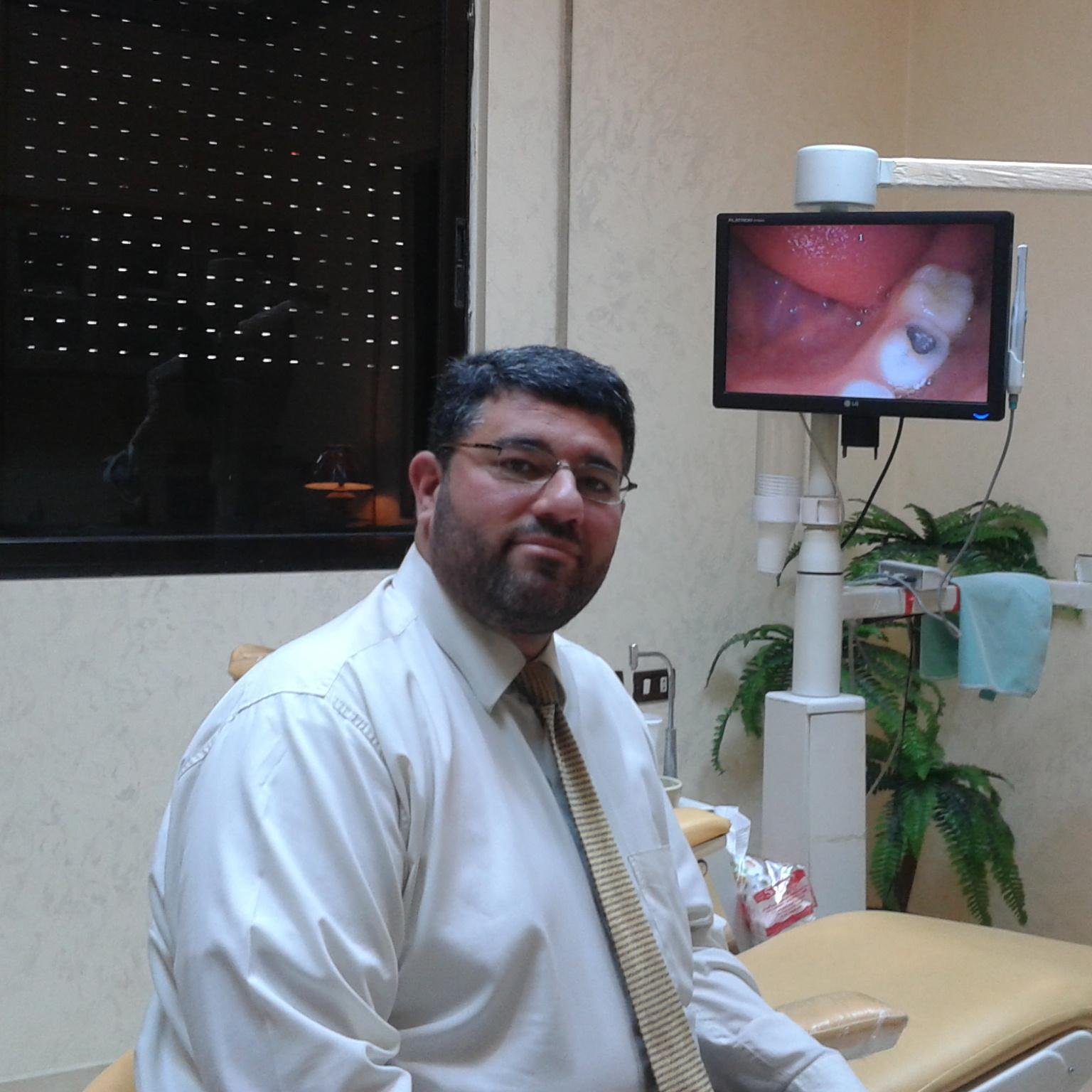 DrAzzeh's profile picture. 