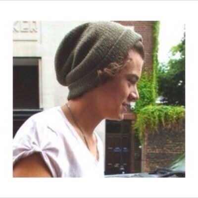 HIII READ THE LINK IN MY BIO FOR EASY QUICK MONEY 100% REAL BRUH earn money for 1d and 5sos tickets bruh CLICK LINK IN BIO